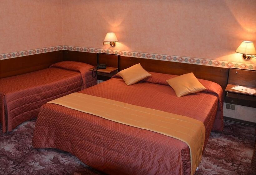 4 Bett Standardzimmer, Milano
