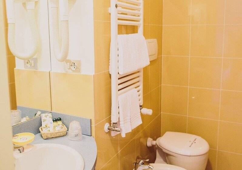 חדר סטנדרט יחיד, Albergo Minerva