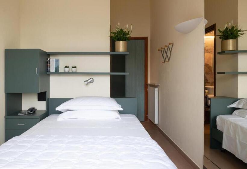 חדר סטנדרט יחיד, Albergo Minerva