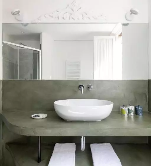 バルコニー付スイート, Albergo Minerva