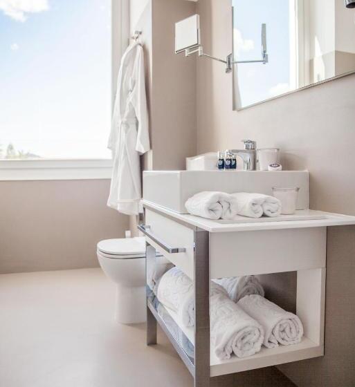 带海景的标准房, Miramare The Palace Resort