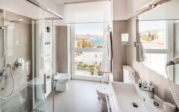 海景标准间带阳台, Miramare The Palace Resort