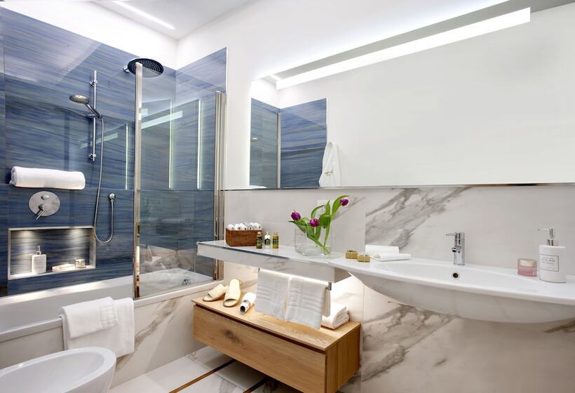 古典房间, Palace