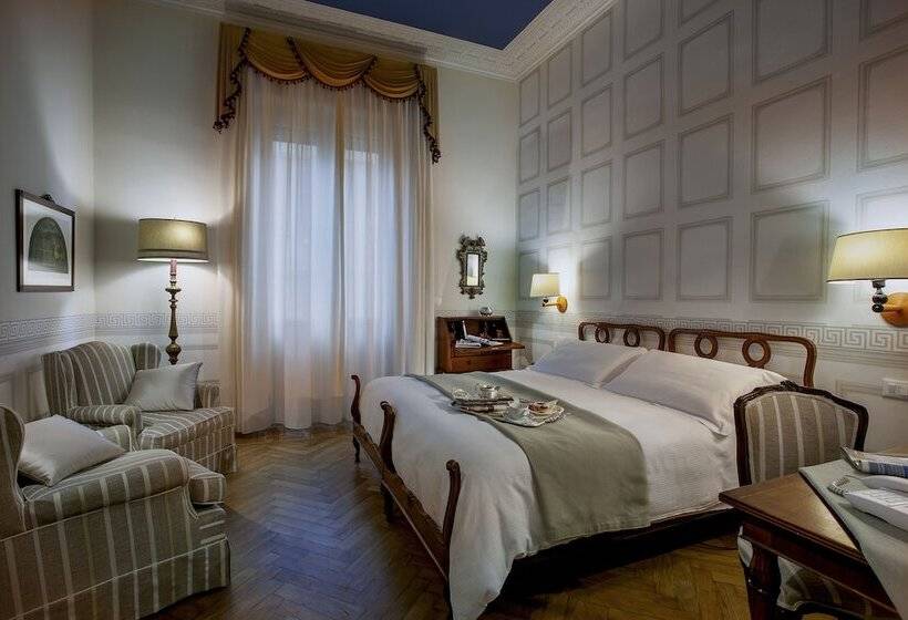 古典房间, Palace