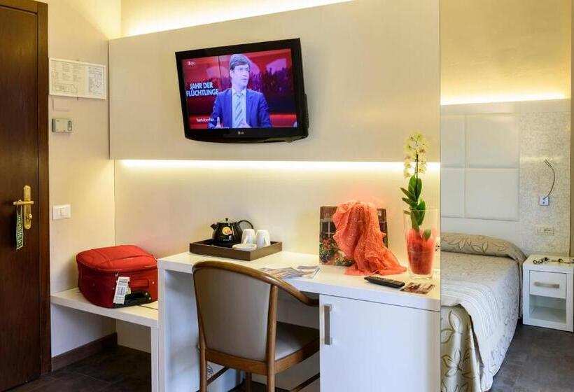 标准单人间, Primavera