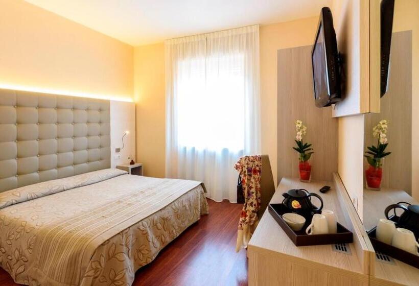 标准间, Primavera