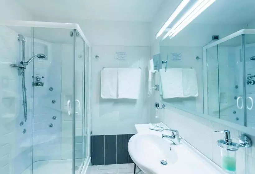 スーペリアの4人部屋, Principe Residence