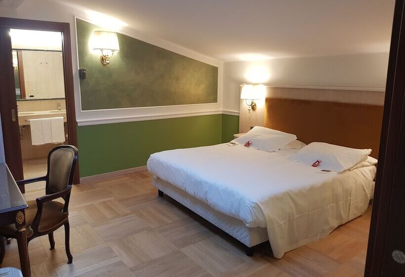 Семейный Номер, Santa Barbara