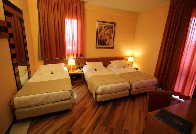 Номер Стандарт Трехместный, Santa Barbara