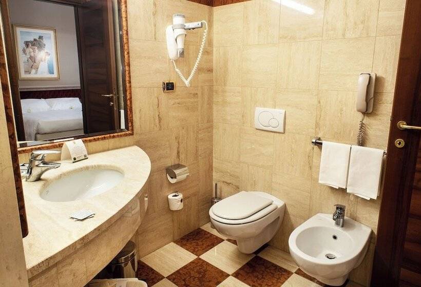 Номер Стандарт, Santa Barbara