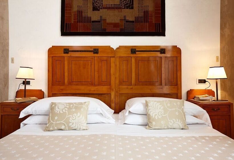 اتاق عادی, Saturnia & International