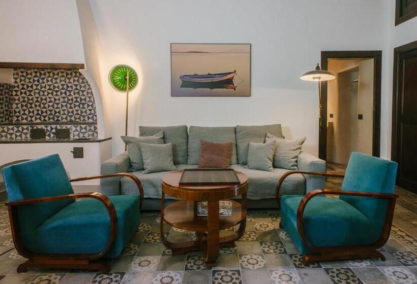 行政套房, Signum