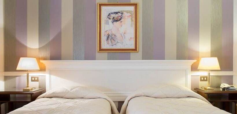 اتاق سوپریور با چشم‌انداز, Tuder