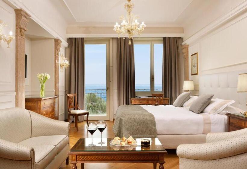 Полулюкс, Villa Cortine Palace Relais Chateaux