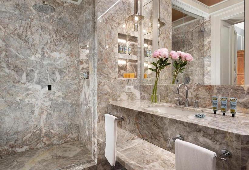 Номер Superior Кровать Кинг, Villa Cortine Palace Relais Chateaux