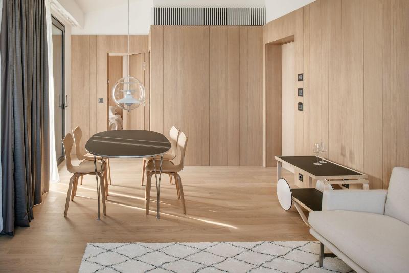 غرفة قياسية فردية, Virgilio