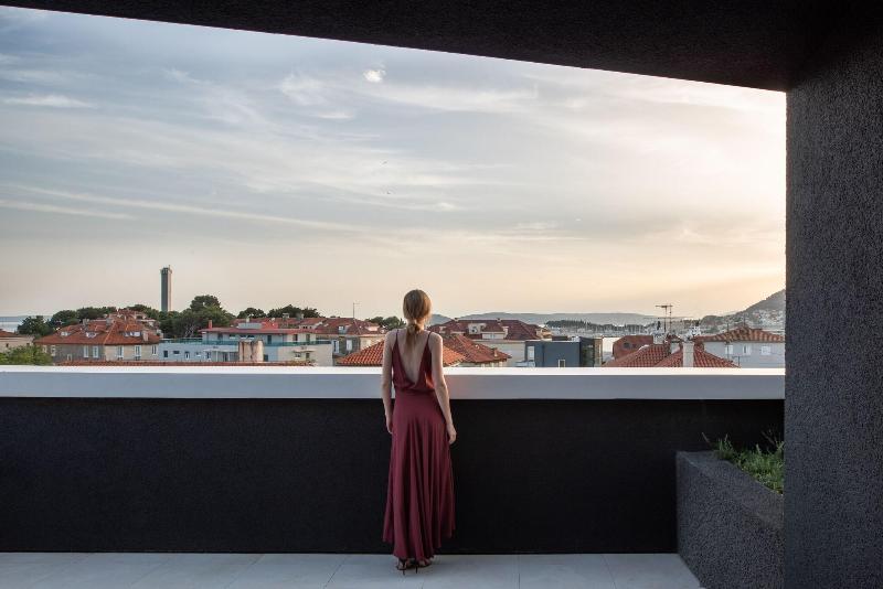 غرفة قياسية فردية, Virgilio