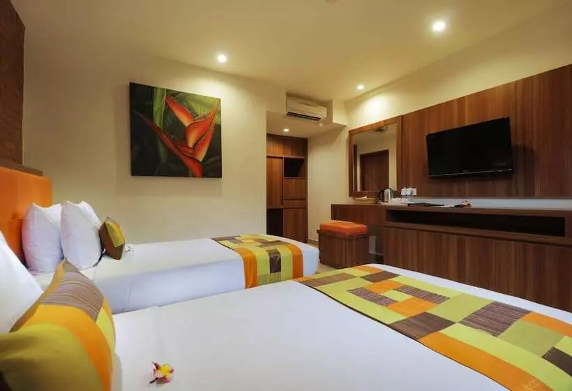 プールの見えるスーペリアルーム, Wina Holiday Villa Kuta Bali
