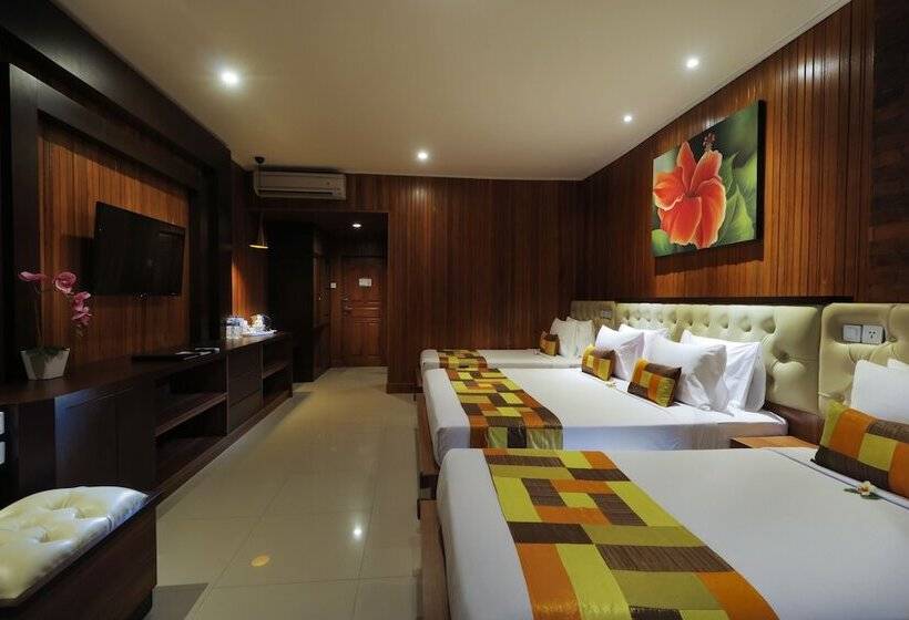 Четырехместный Номер Deluxe, Wina Holiday Villa Kuta Bali