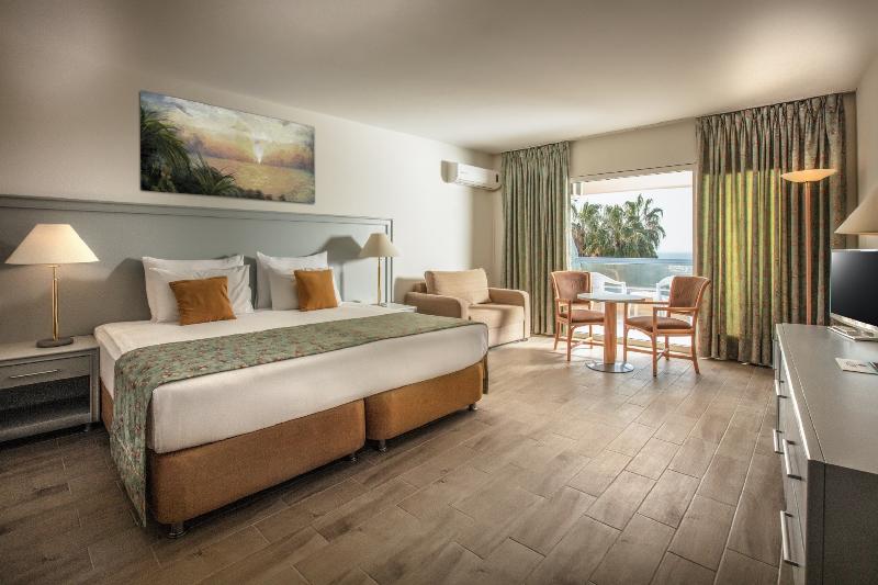 اتاق لوکس, Ana Crowne Plaza Kanazawa, An Ihg