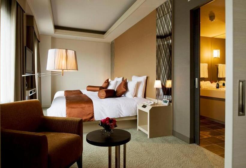 Королевский Люкс, Ana Crowne Plaza Kanazawa, An Ihg