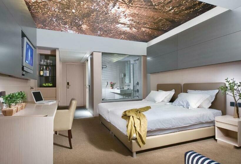 Трехместный Номер Deluxe, Dan Tel Aviv