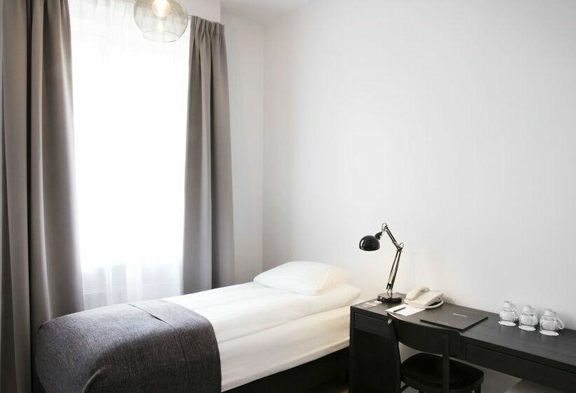 اتاق استاندارد سه نفره, Fosshótel Rauðará