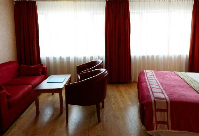 اتاق خانوادگی, Fosshótel Rauðará