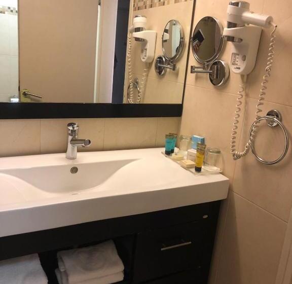 클래식 룸, Kfar Maccabiah Business & Sport