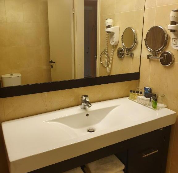 발코니 수피리어 룸, Kfar Maccabiah Business & Sport