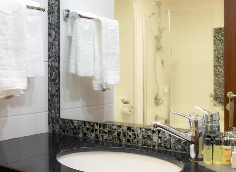 발코니가 있는 프리미엄 룸, Kfar Maccabiah Business & Sport