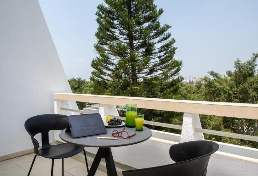 비즈니스룸, Kfar Maccabiah Business & Sport