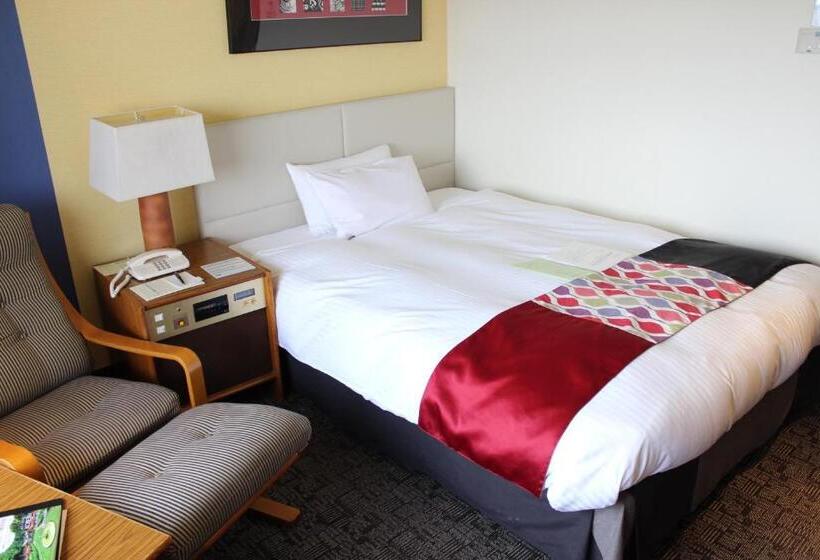 标准单人间, Kobe Portopia