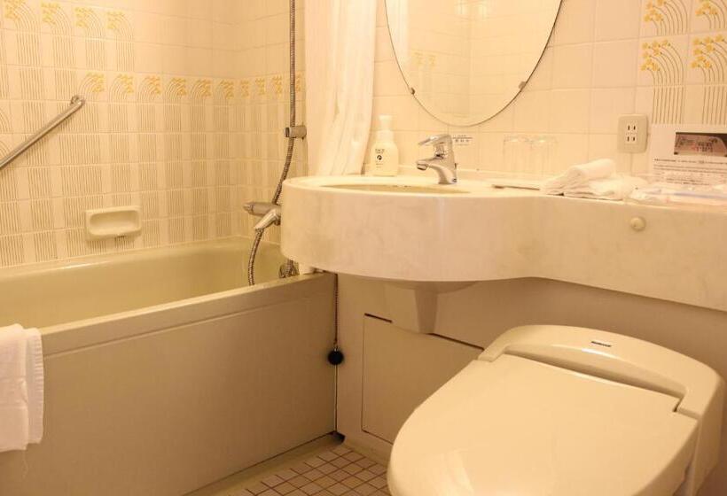 标准单人间, Kobe Portopia