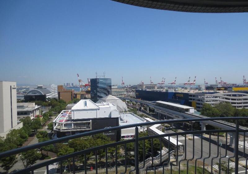 디럭스 4인 룸, Kobe Portopia