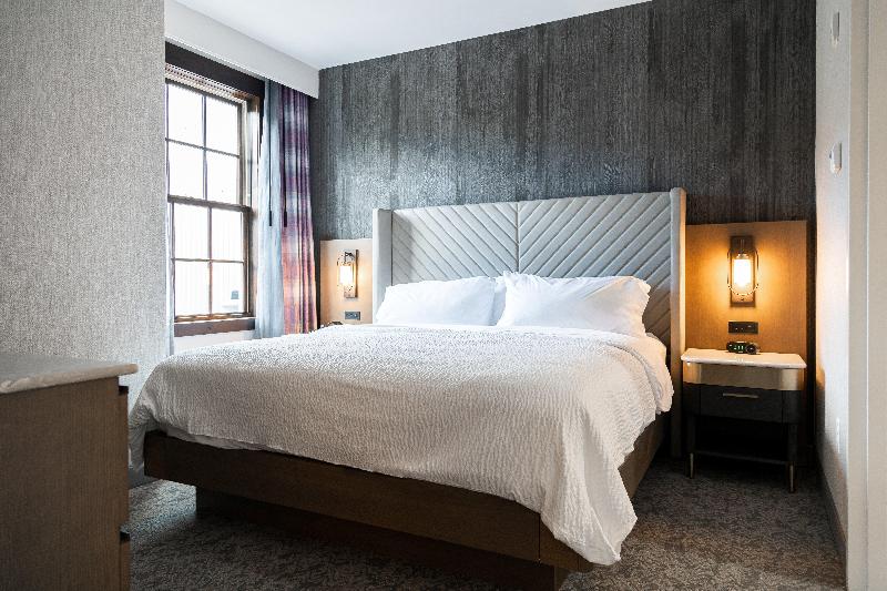 غرفة قياسية فردية, Kure Hankyu