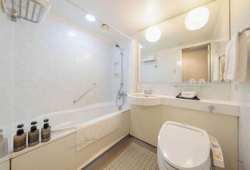 חדר קומפורט לשלושה, New Otani Inn Sapporo