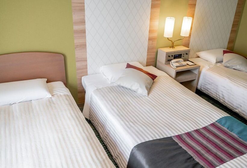 חדר קומפורט לשלושה, New Otani Inn Sapporo