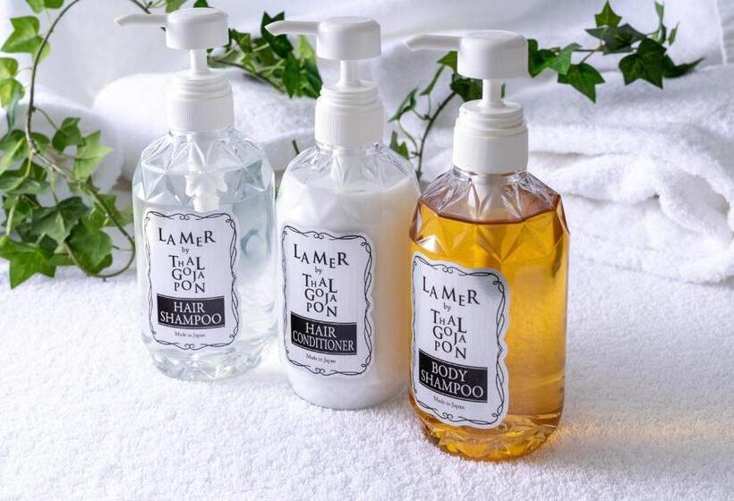 חדר סטנדרט לשלושה, Nikko Osaka