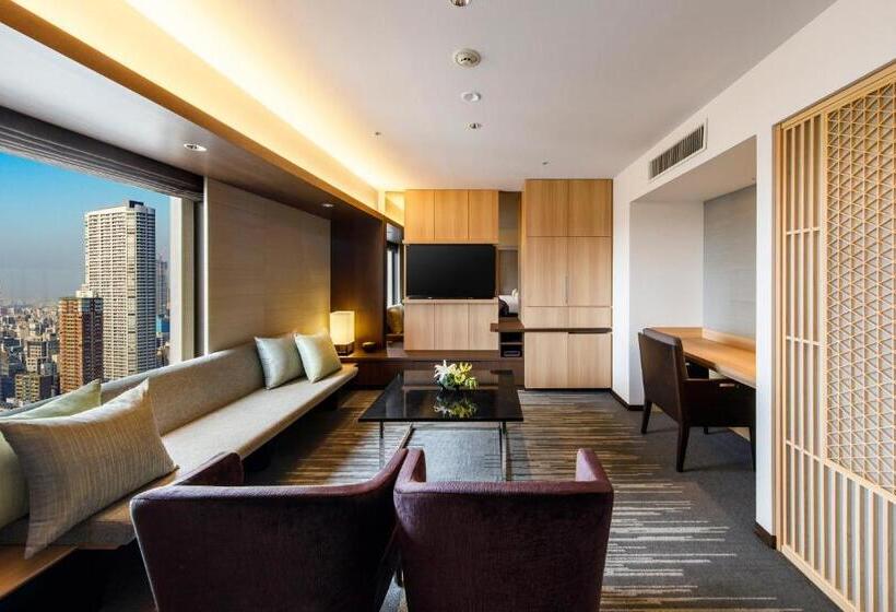 סוויטת ג'וניור, Nikko Osaka