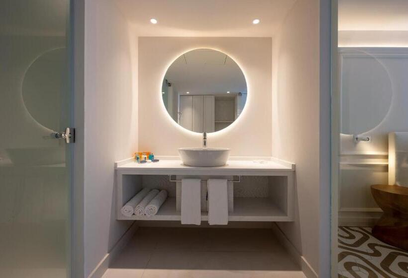 Стандартный Номер Нижний Этаж, Noga By Isrotel Collection