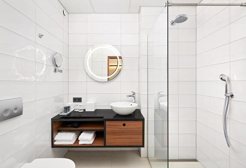 اتاق سوپریور, Ork