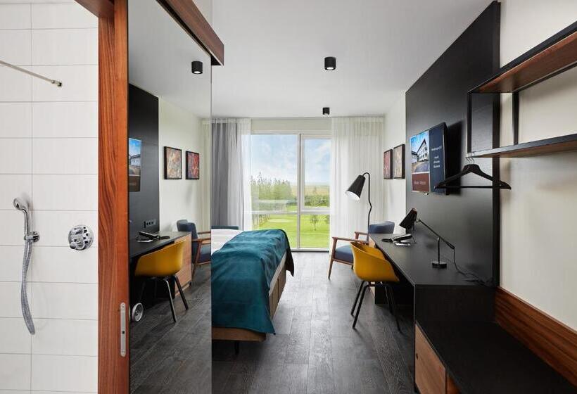 اتاق سوپریور با بالکن, Ork