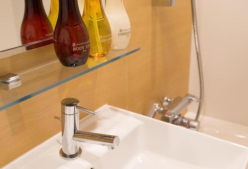 Номер Стандарт Индивидуальный, Rihga Hotel Zest Takamatsu