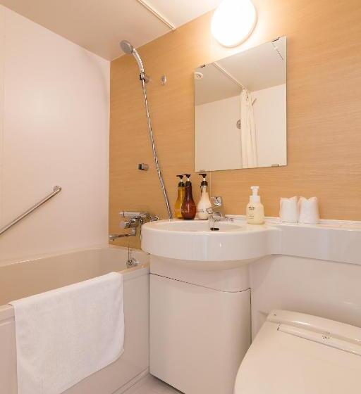 Номер Economy, Rihga Hotel Zest Takamatsu