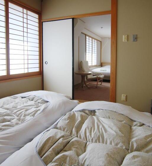 Номер Стандарт, Rihga Hotel Zest Takamatsu