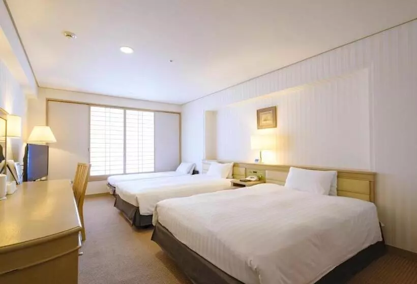 スタンダードトリプルルーム, Rihga Hotel Zest Takamatsu