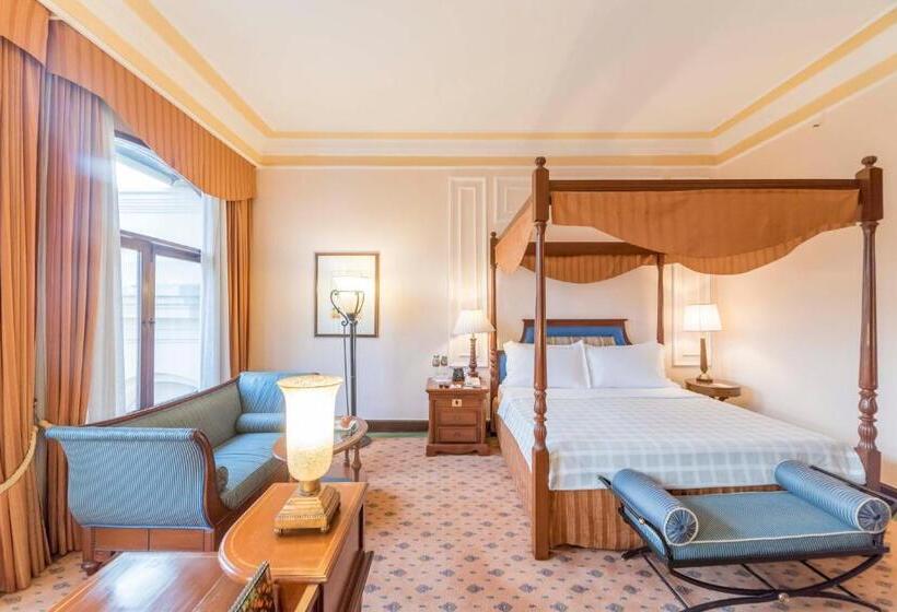 Номер Премиум, The Oberoi Grand Kolkata