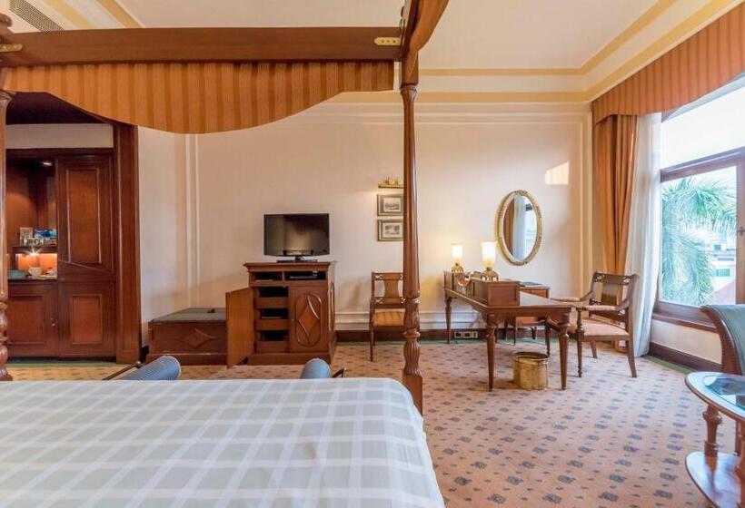 プレミアムルーム, The Oberoi Grand Kolkata