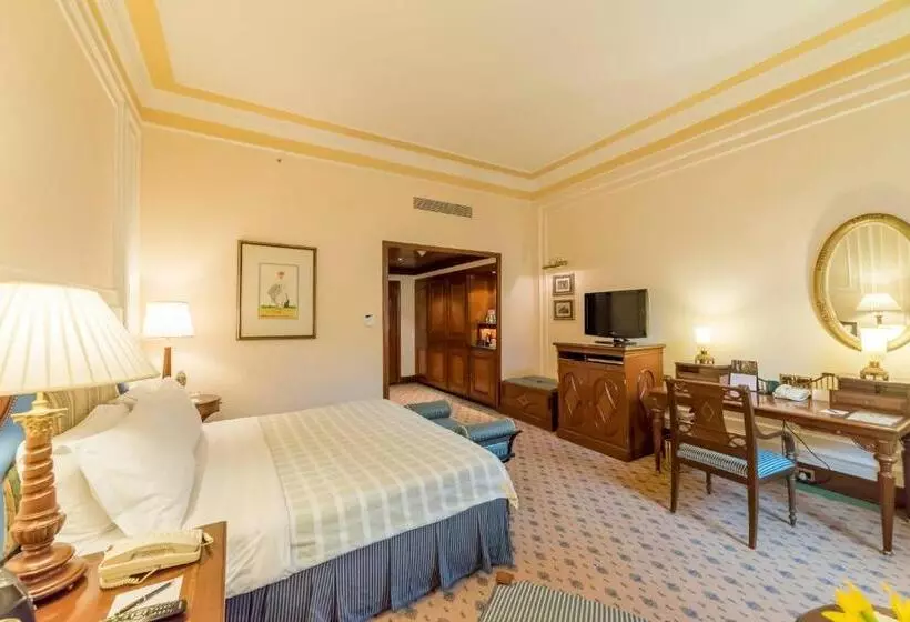 デラックスルーム, The Oberoi Grand Kolkata